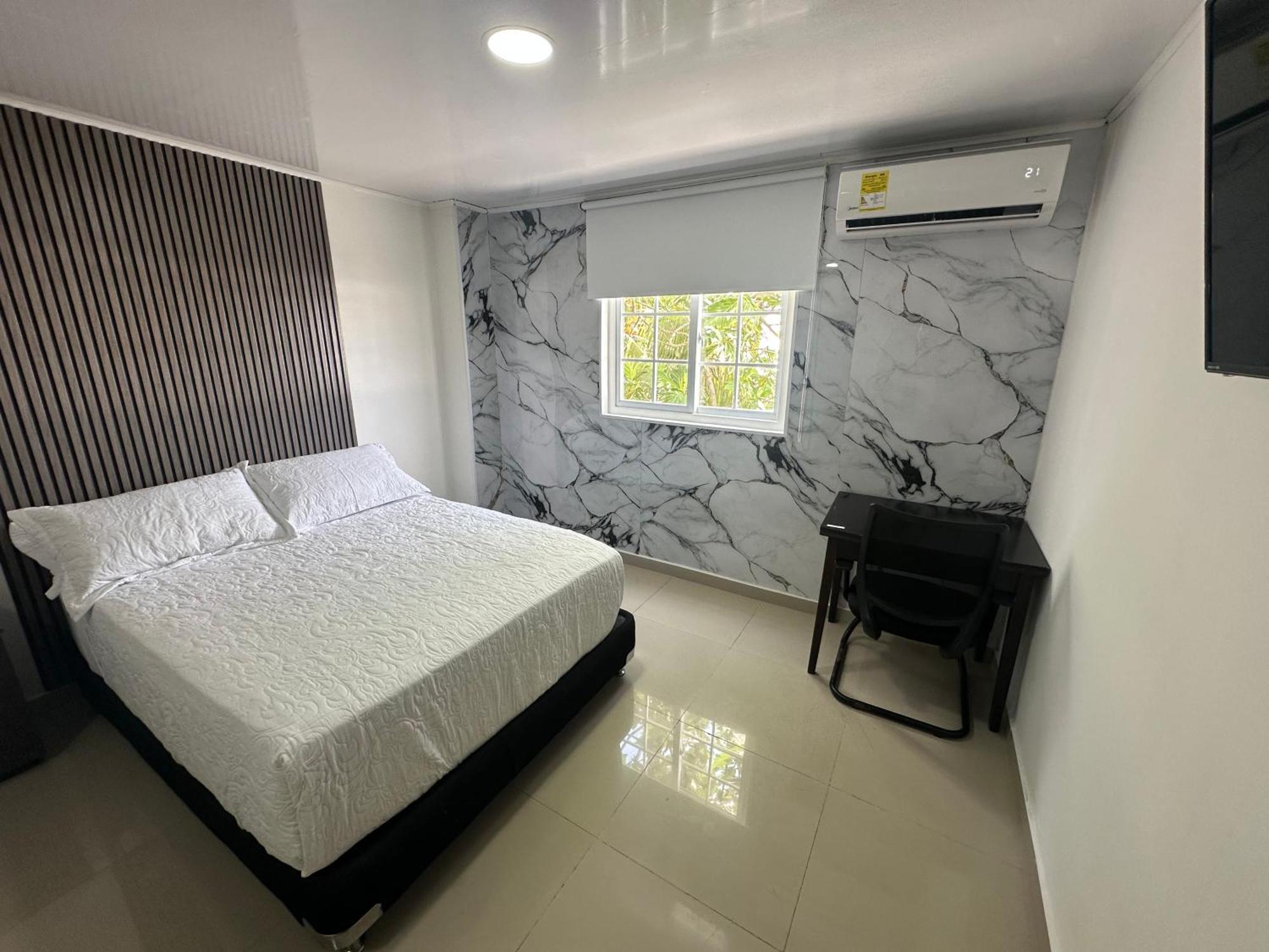 Apartahotel Plaza San Andrés Buitenkant foto