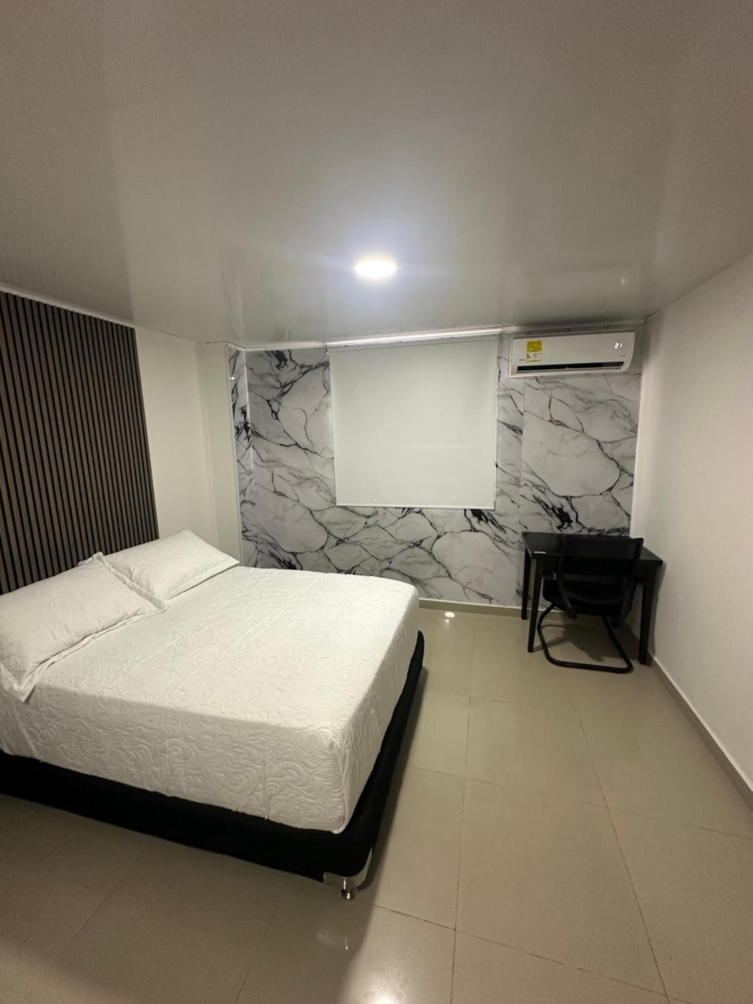 Apartahotel Plaza San Andrés Buitenkant foto