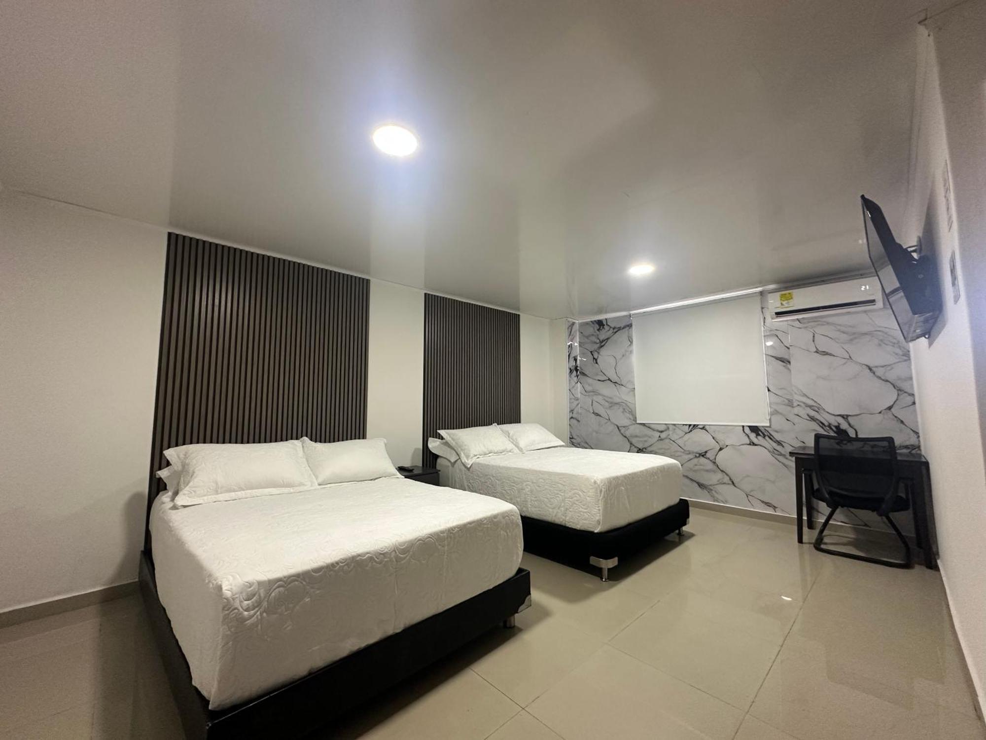 Apartahotel Plaza San Andrés Buitenkant foto
