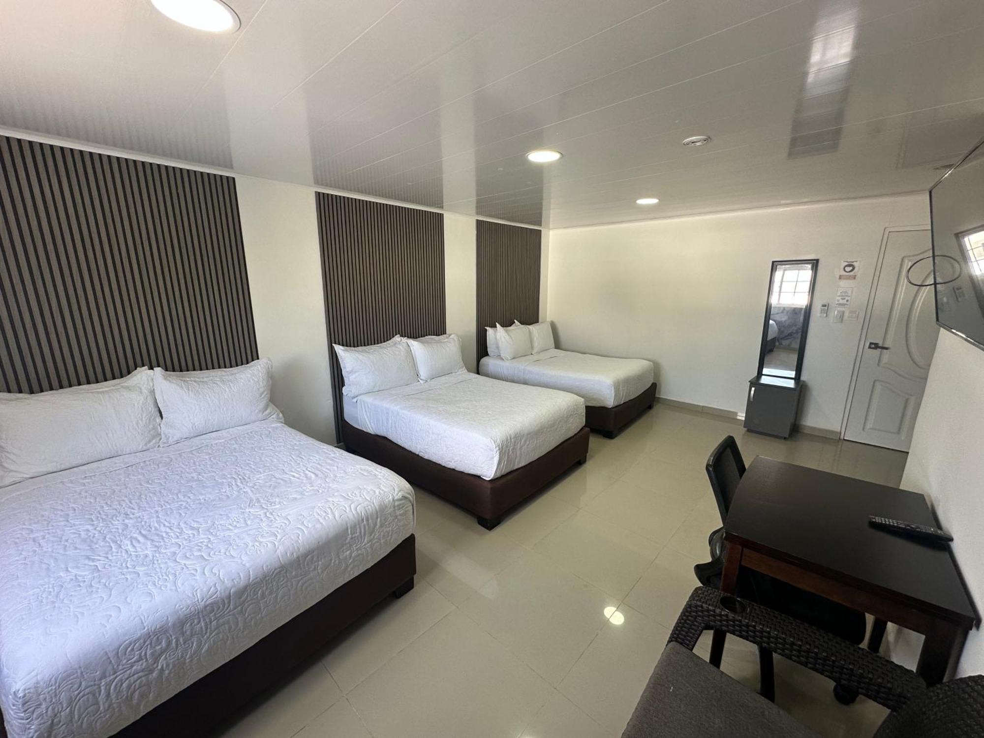 Apartahotel Plaza San Andrés Buitenkant foto