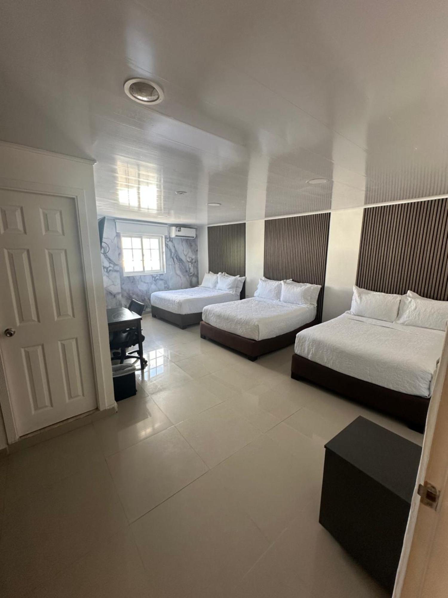 Apartahotel Plaza San Andrés Buitenkant foto