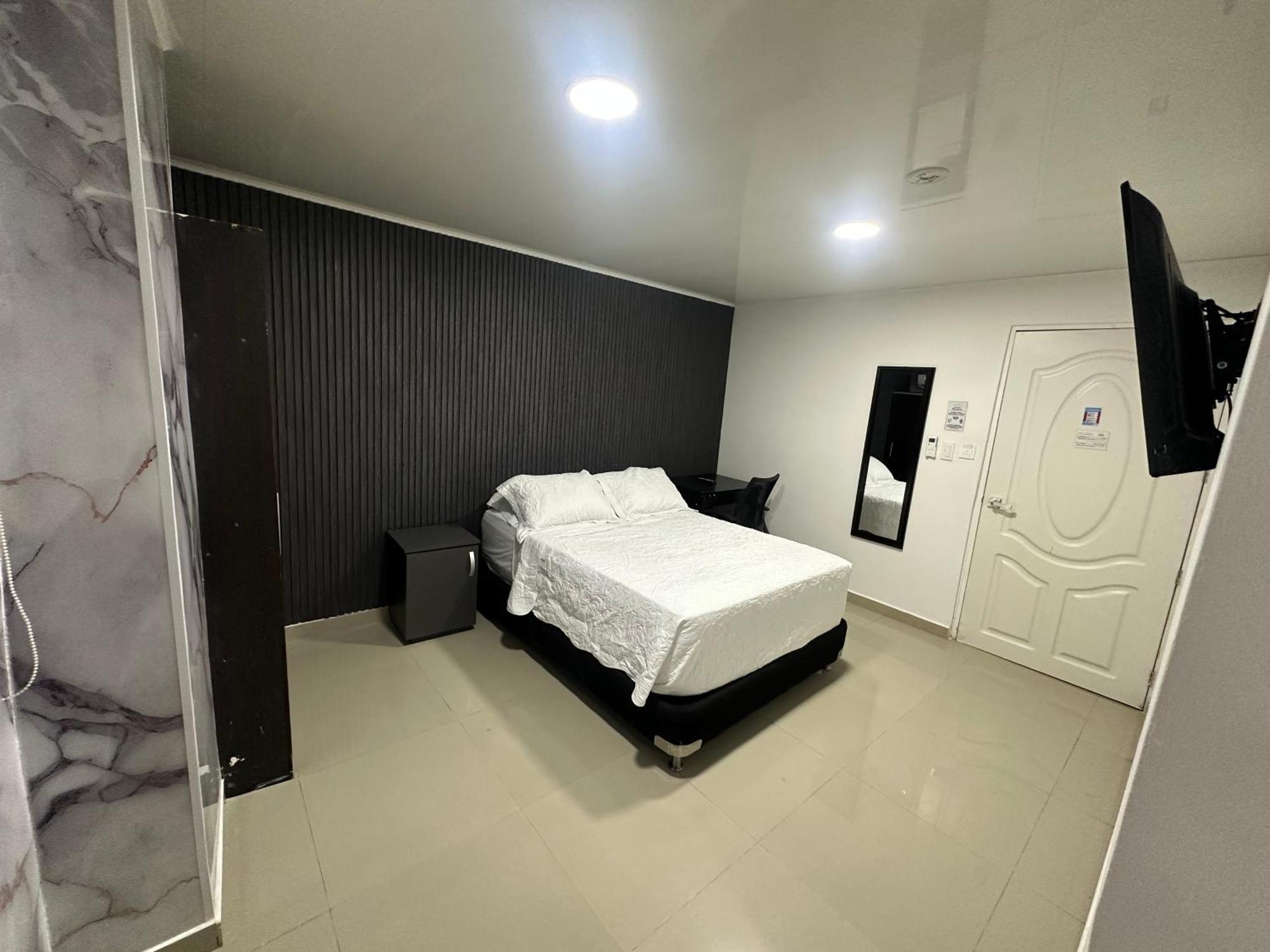 Apartahotel Plaza San Andrés Buitenkant foto